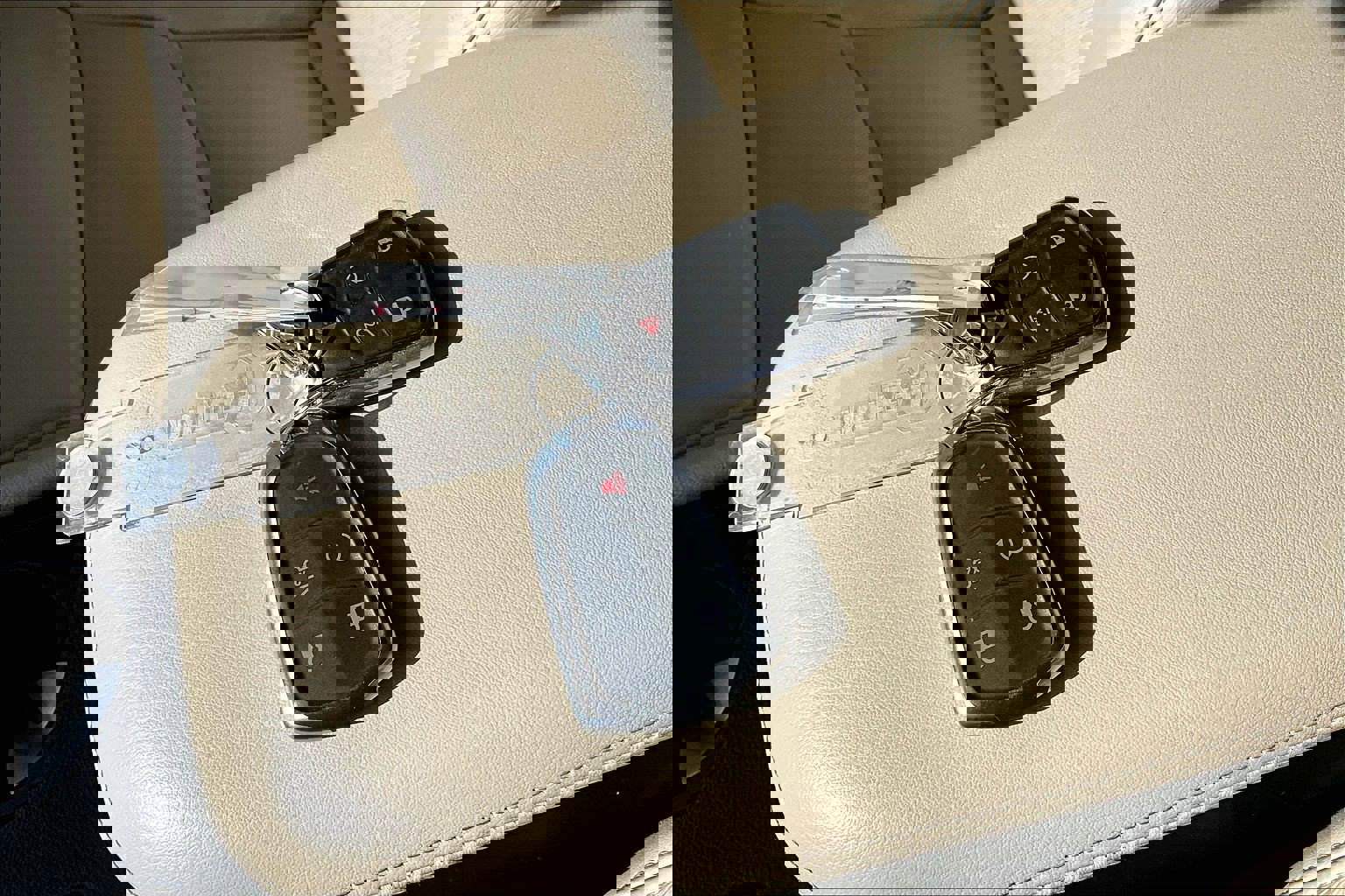 Used 2017 Cadillac XT5 Luxury w/ Driver Awareness Package image 35