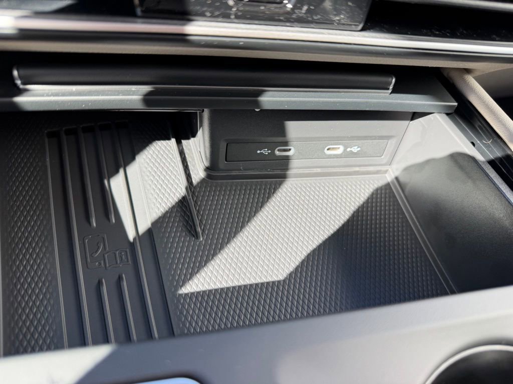 New 2026 Volkswagen Atlas SE image 24