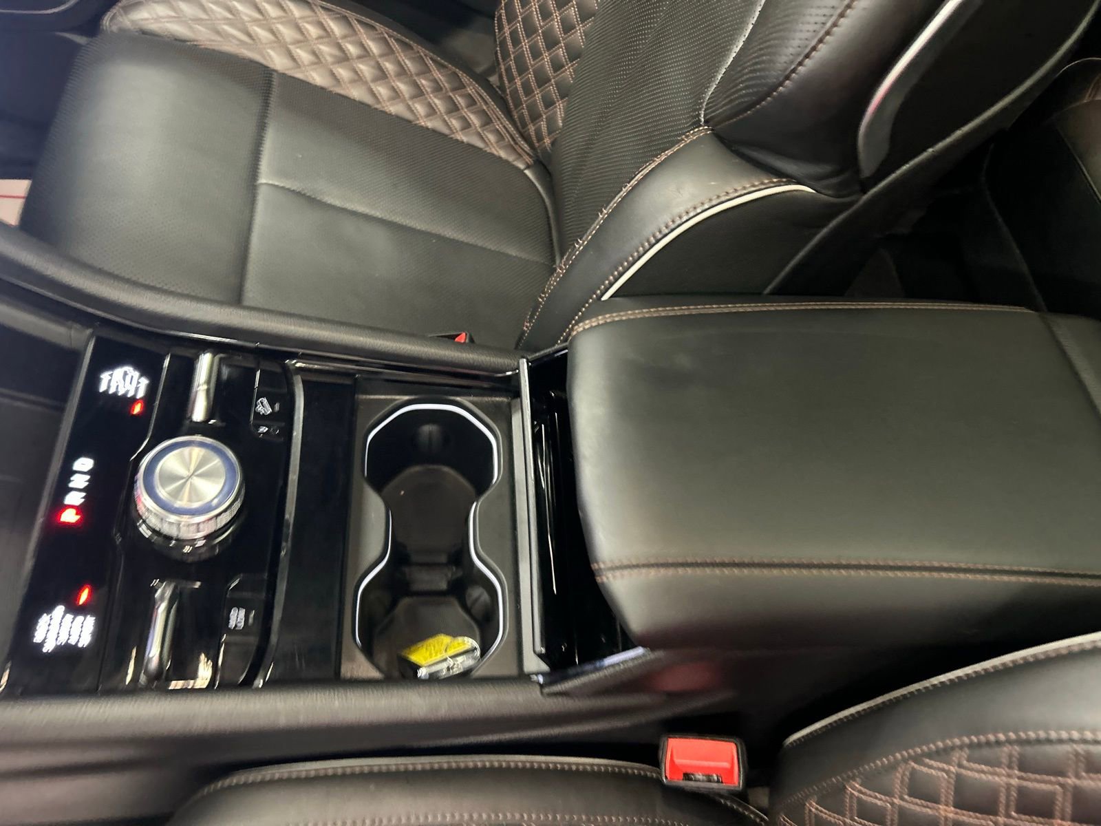 Certified 2023 Jeep Grand Cherokee Summit w/ Luxury Tech Group V image 18