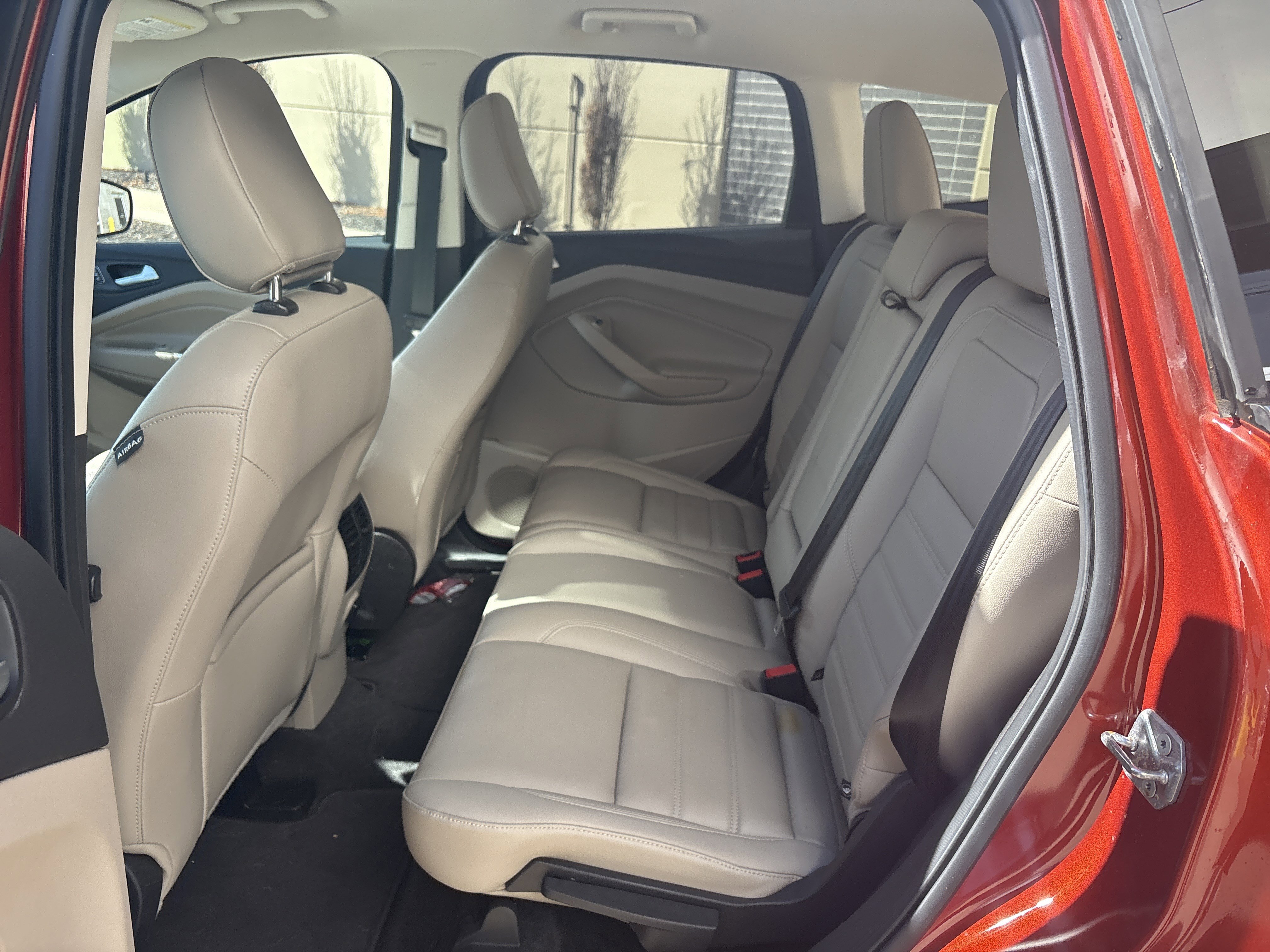 Used 2019 Ford Escape SEL image 28