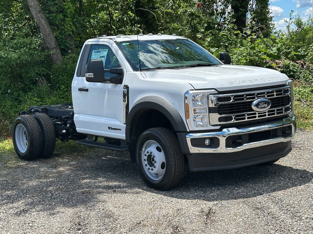 New 2026 Ford F550 4x4 Regular Cab Super Duty image 24