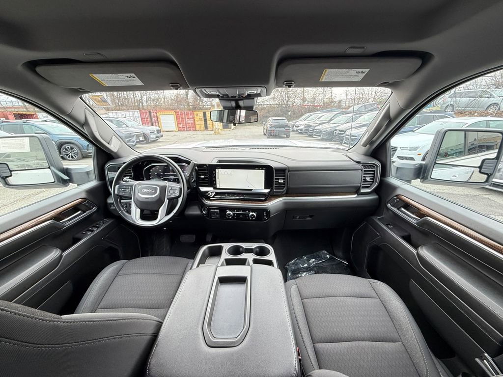 Used 2024 GMC Sierra 2500 SLE AWD/4WD image 23