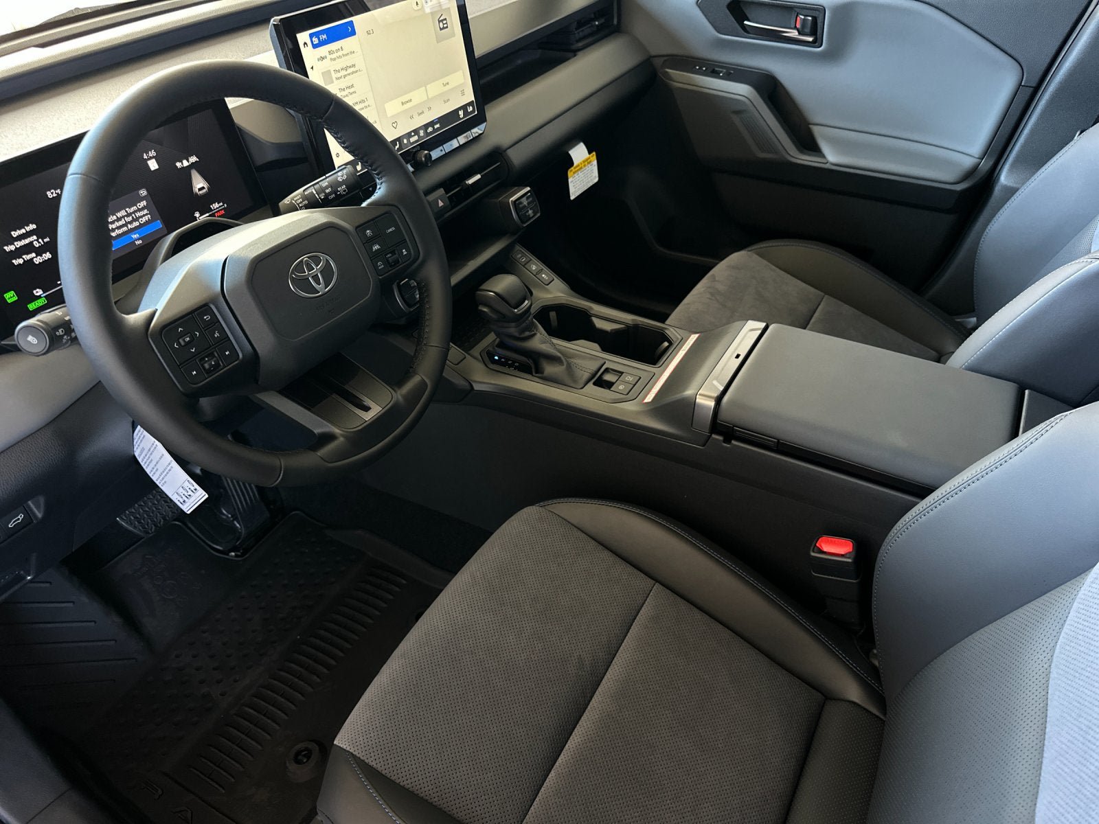 New 2026 Toyota RAV4 XSE w/ Weather Package AWD/4WD image 11
