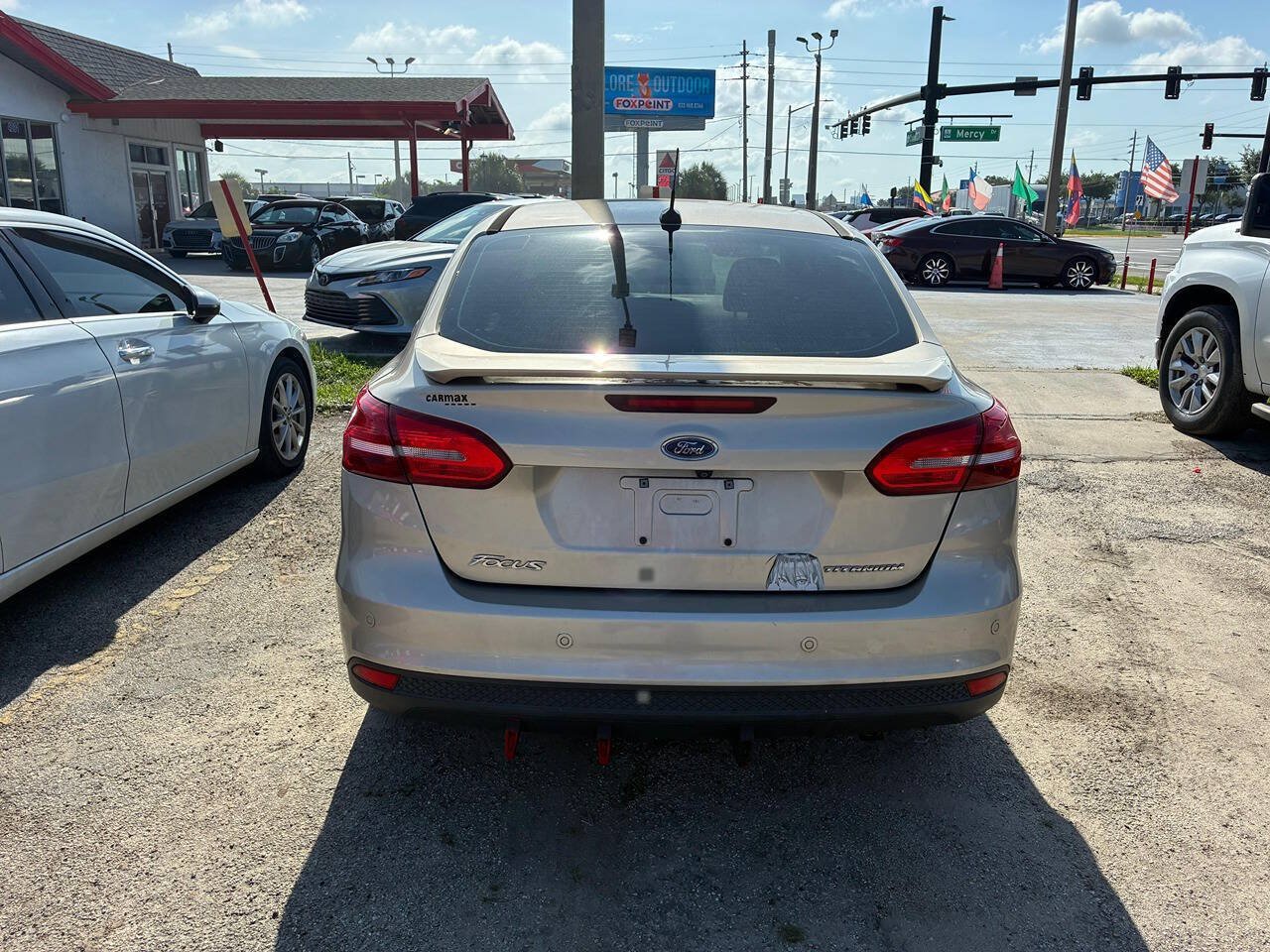 Used 2018 Ford Focus Titanium FWD image 4