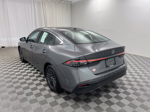Used 2026 Nissan Sentra SV w/ SV Convenience Package FWD image 6