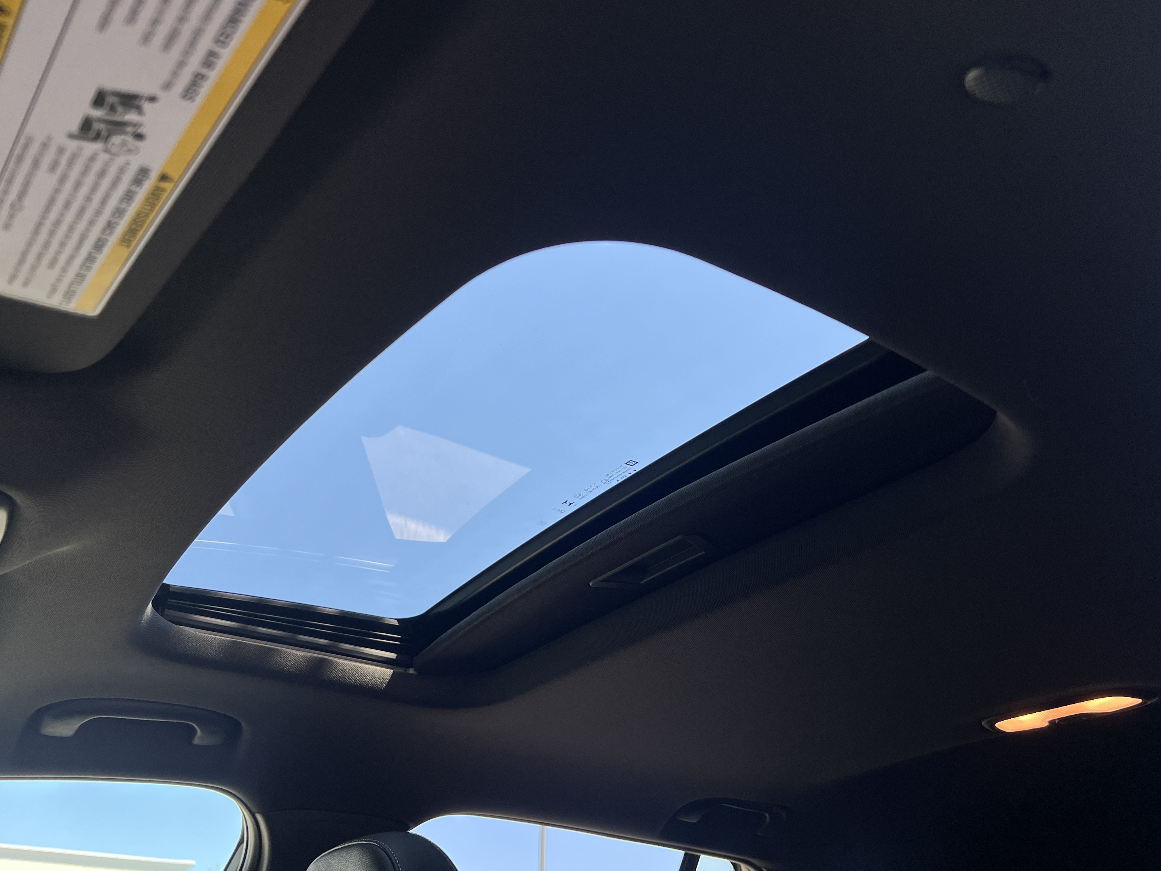 New 2026 Chevrolet Trax RS w/ Sunroof Package FWD image 32