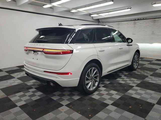 Used 2025 Lincoln Corsair Grand Touring image 6