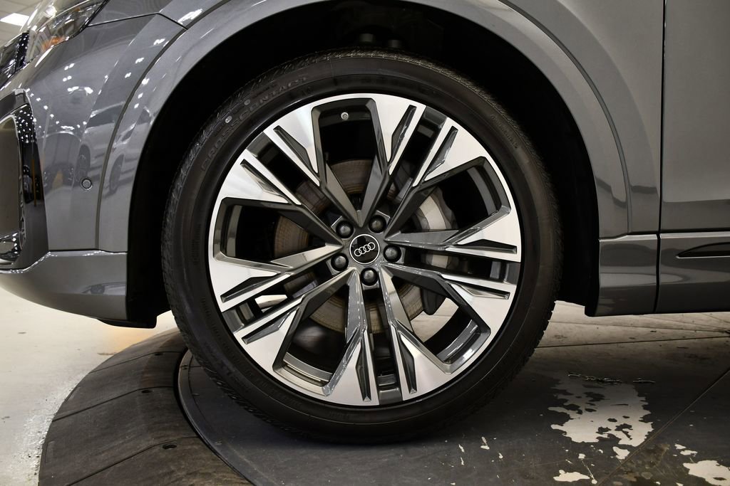 New 2026 Audi Q8 Premium Plus image 13