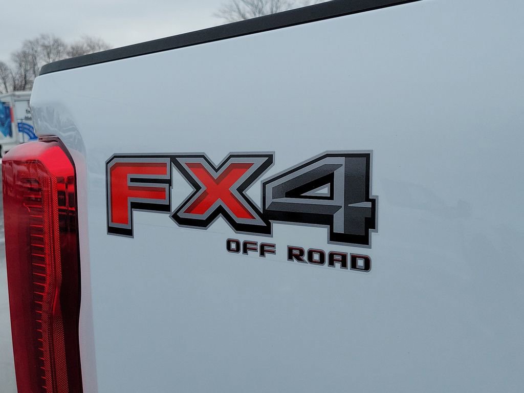 New 2026 Ford F350 XL w/ FX4 Off-Road Package image 7