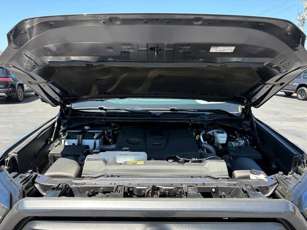 Used 2023 Toyota Tundra SR5 w/ SR5 Convenience Package AWD/4WD image 31