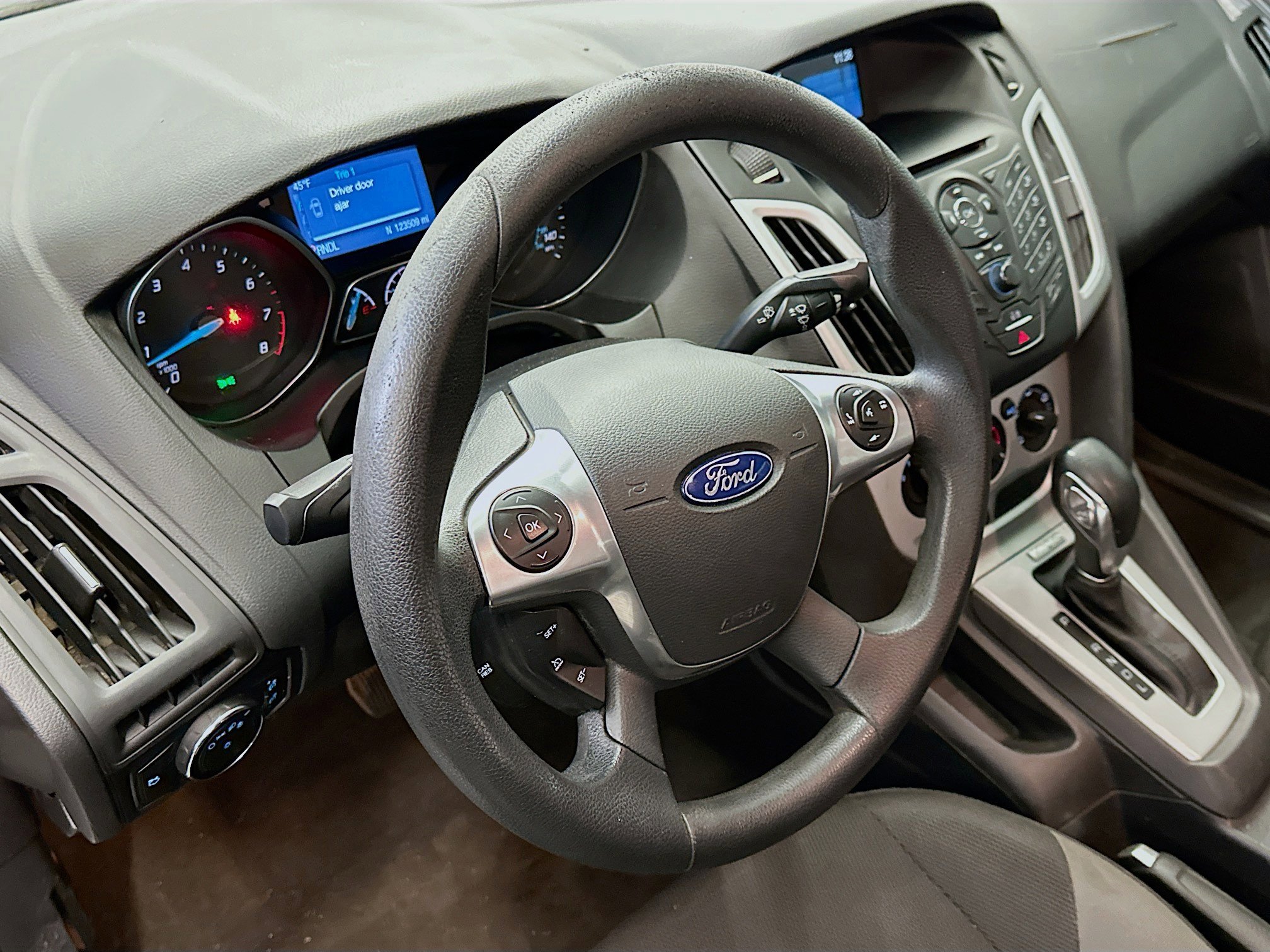 Used 2014 Ford Focus SE image 18