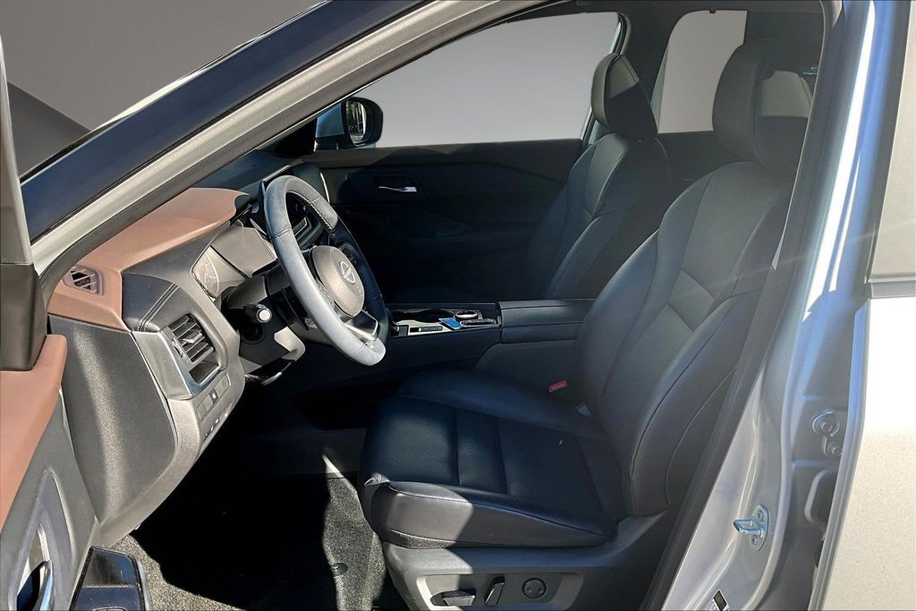 Used 2023 Nissan Rogue SV w/ SV Premium B Package AWD/4WD image 21