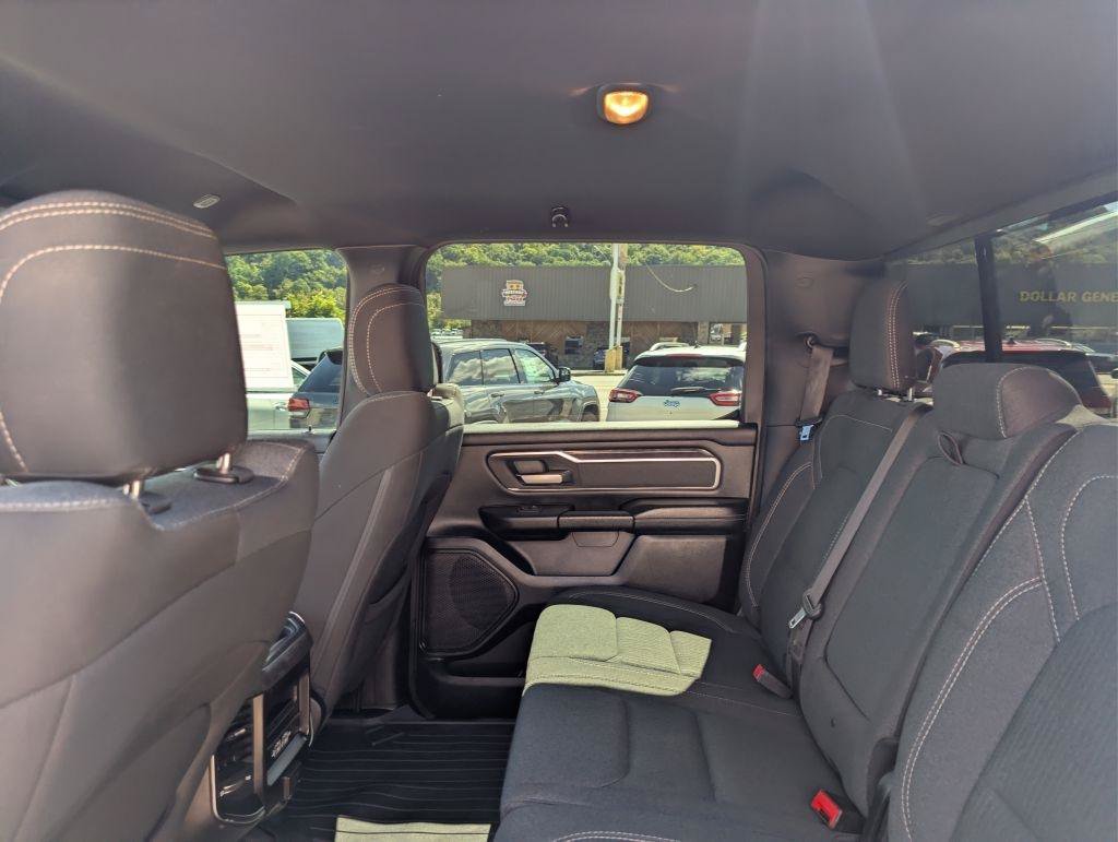 Used 2019 RAM 1500 Big Horn AWD/4WD image 40