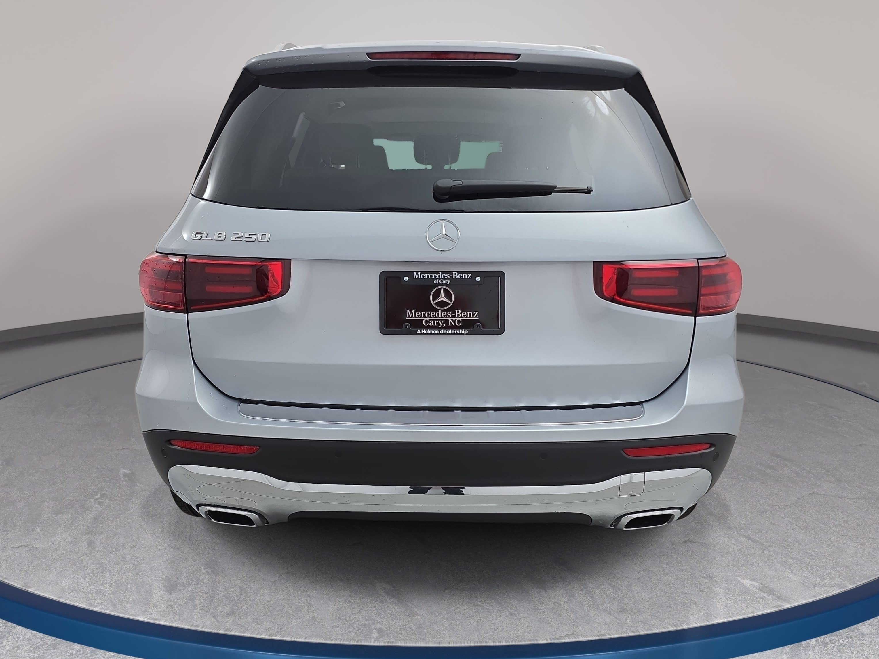 New 2026 Mercedes-Benz GLB 250 image 6