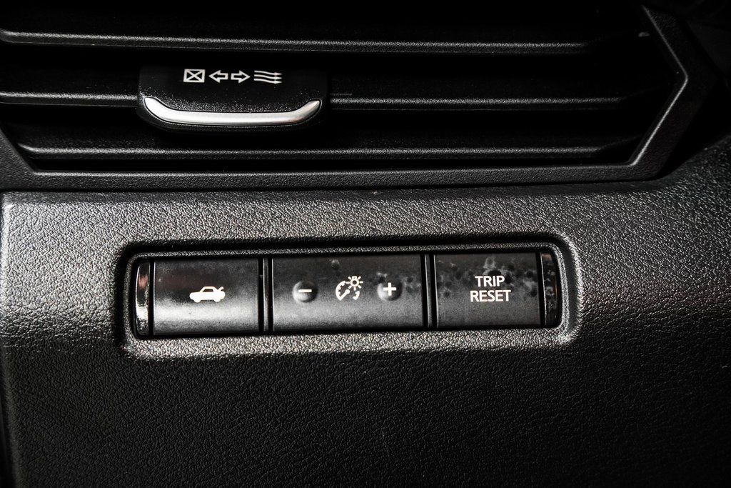 Used 2022 Nissan Altima 2.5 SR FWD image 35