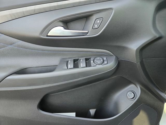 New 2026 Buick Envision Avenir image 13