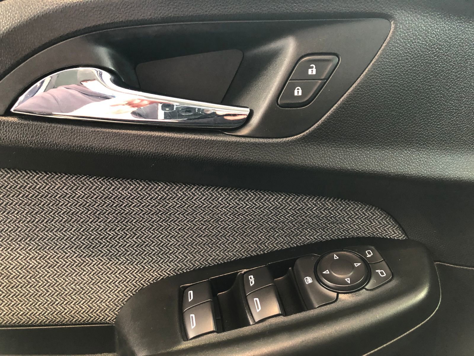Used 2021 Chevrolet TrailBlazer LS FWD image 34