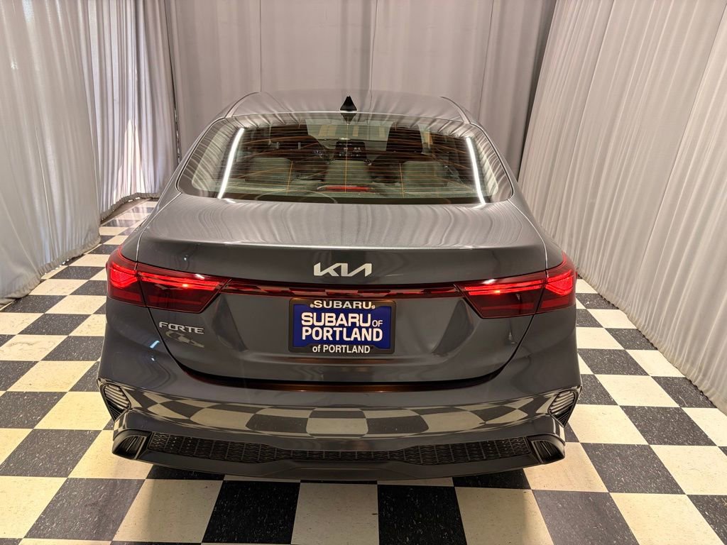 Used 2022 Kia Forte LXS FWD image 5