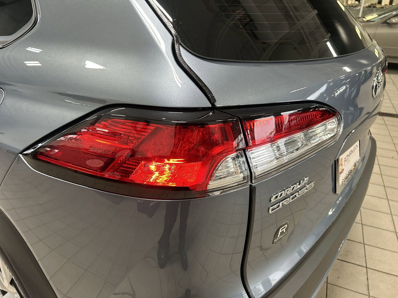 Used 2025 Toyota Corolla Cross L AWD/4WD image 33