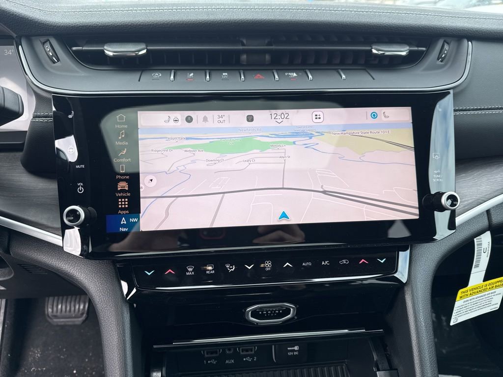 New 2026 Jeep Grand Cherokee Altitude image 12