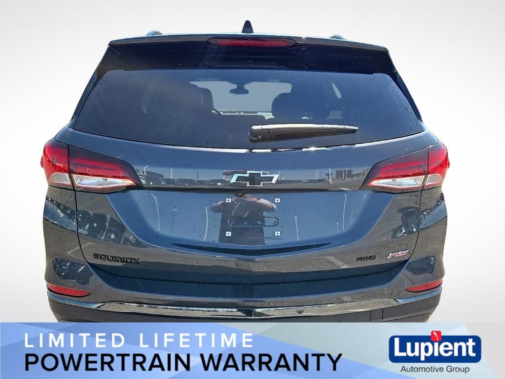 Used 2022 Chevrolet Equinox RS w/ RS Leather Package image 6