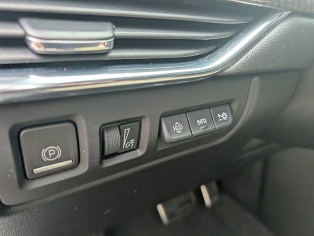 Certified 2023 Cadillac XT4 Sport image 17