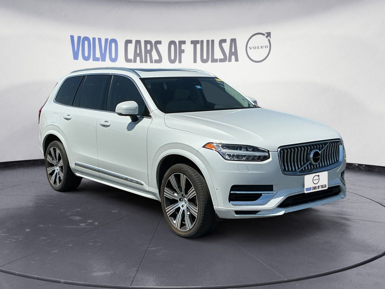 Used 2023 Volvo XC90 T8 Plus w/ Protection Package Premier AWD/4WD image 7