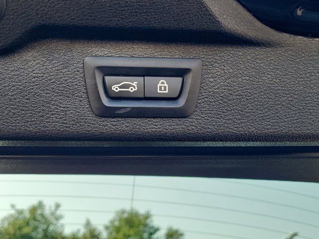 Used 2018 BMW X5 sDrive35i RWD image 13