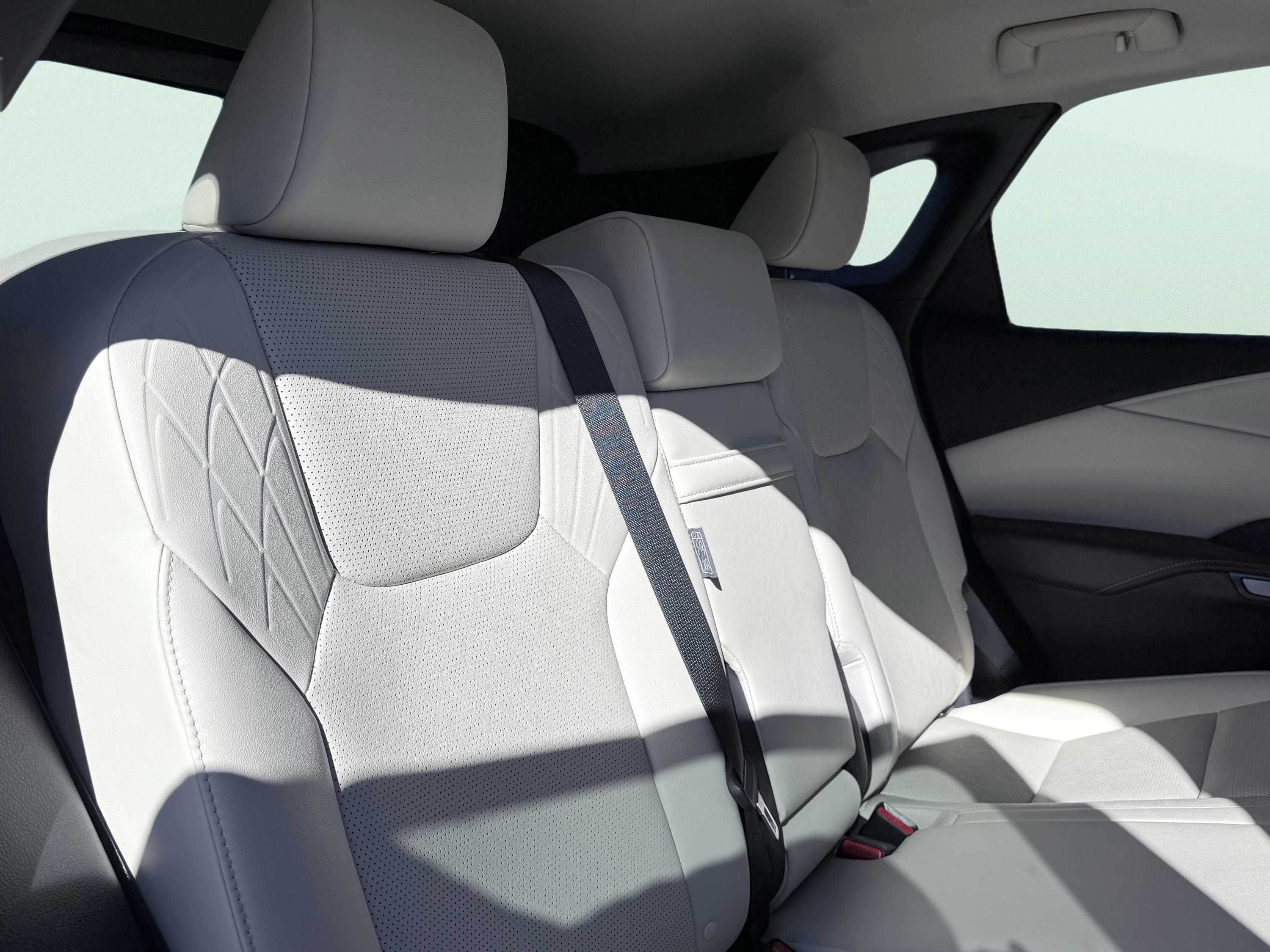 Used 2025 Lexus RX 350 Premium Plus w/ Convenience Package image 44