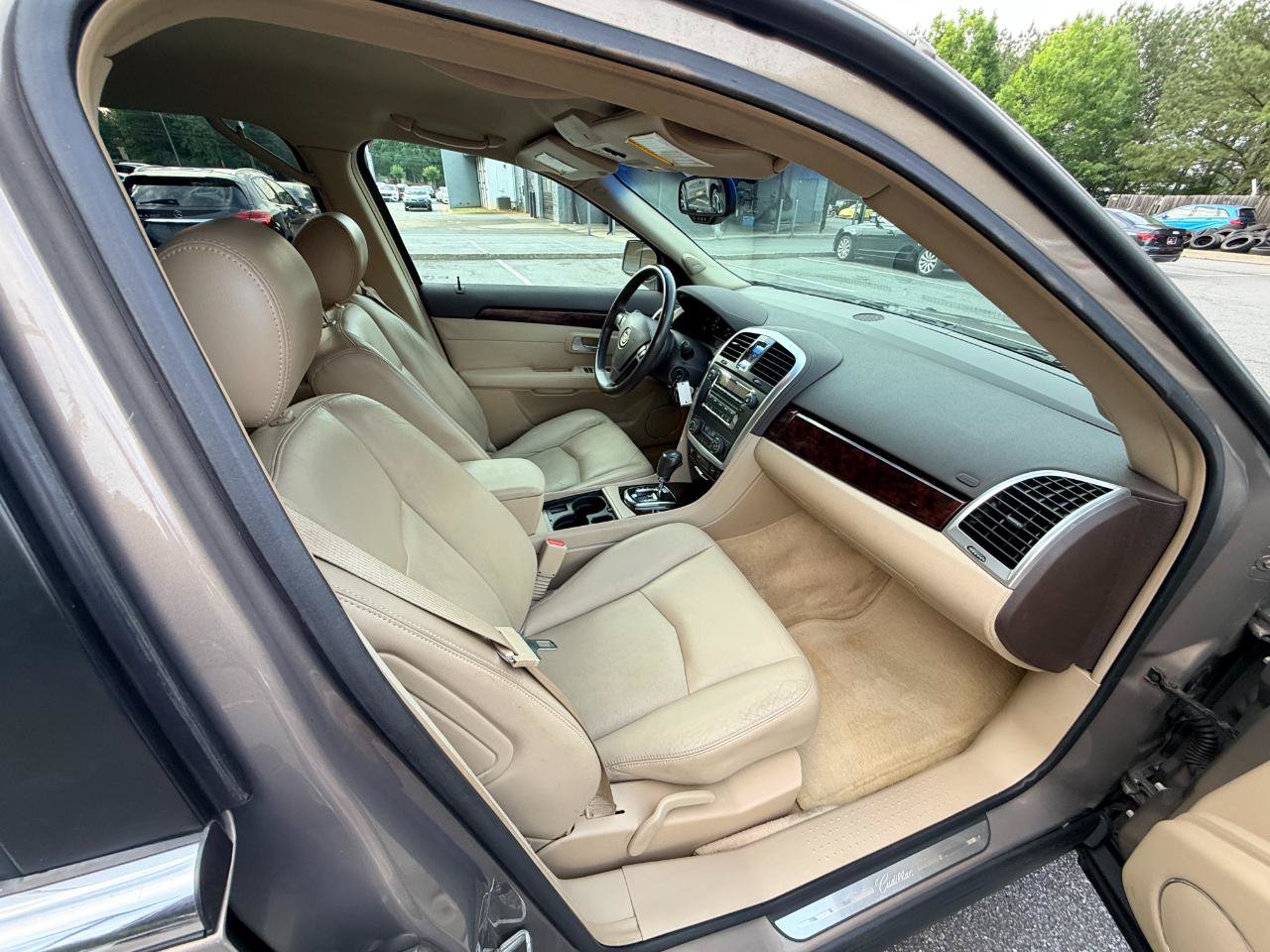 Used 2007 Cadillac SRX RWD image 14