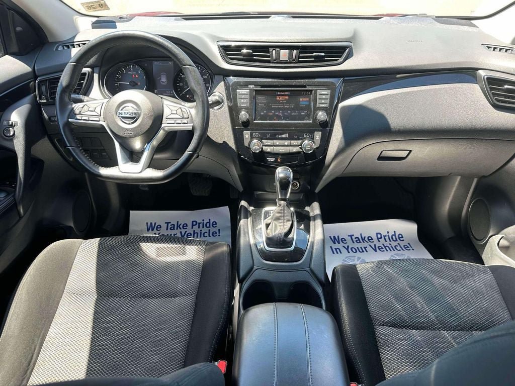 Used 2021 Nissan Rogue Sport SV AWD/4WD image 13