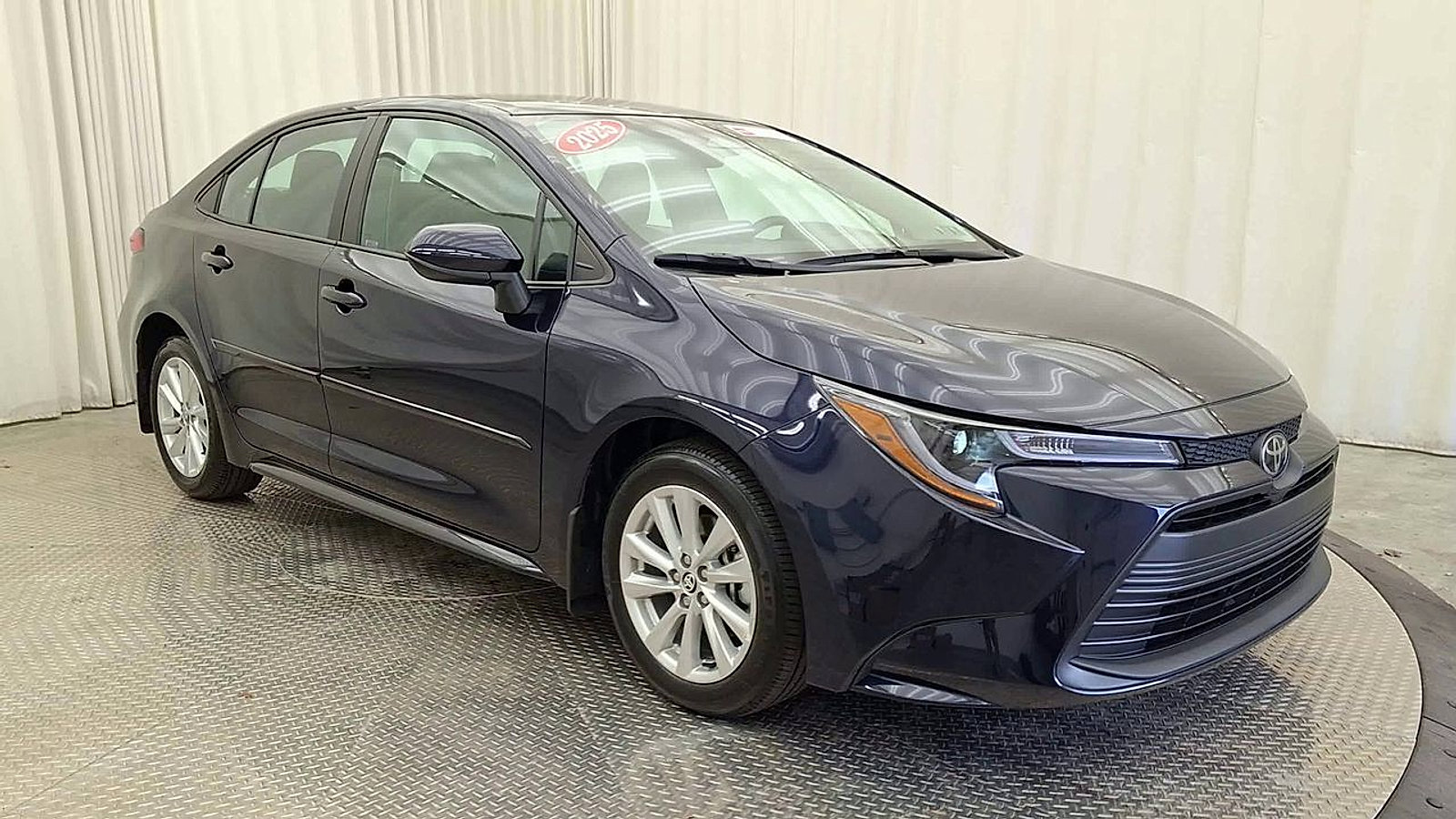 Certified 2025 Toyota Corolla LE w/ LE Premium Package image 5