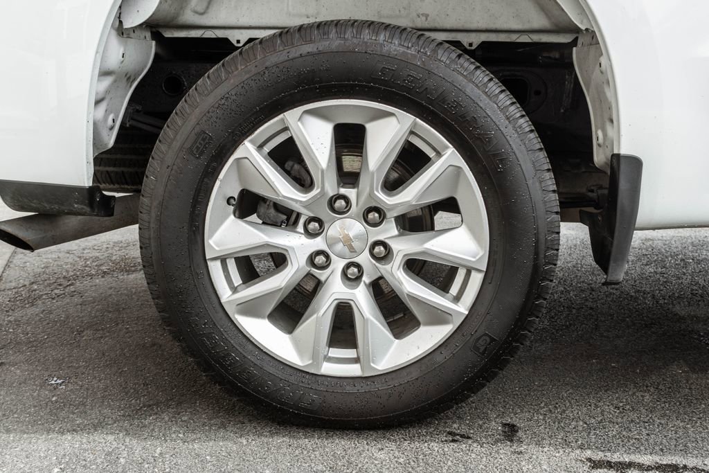 Used 2023 Chevrolet Silverado 1500 Custom image 31