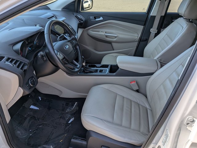 Used 2017 Ford Escape Titanium w/ Equipment Group 301A AWD/4WD image 16