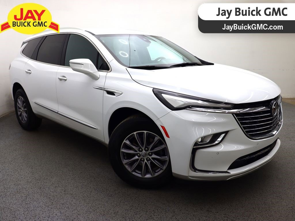 Certified 2024 Buick Enclave Essence image 1