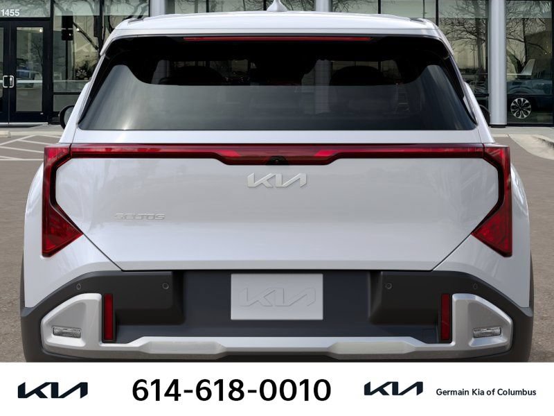 New 2027 Kia Seltos LX FWD image 16