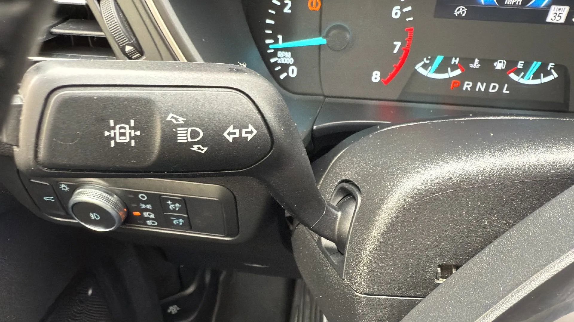 Used 2022 Ford Escape SEL image 14