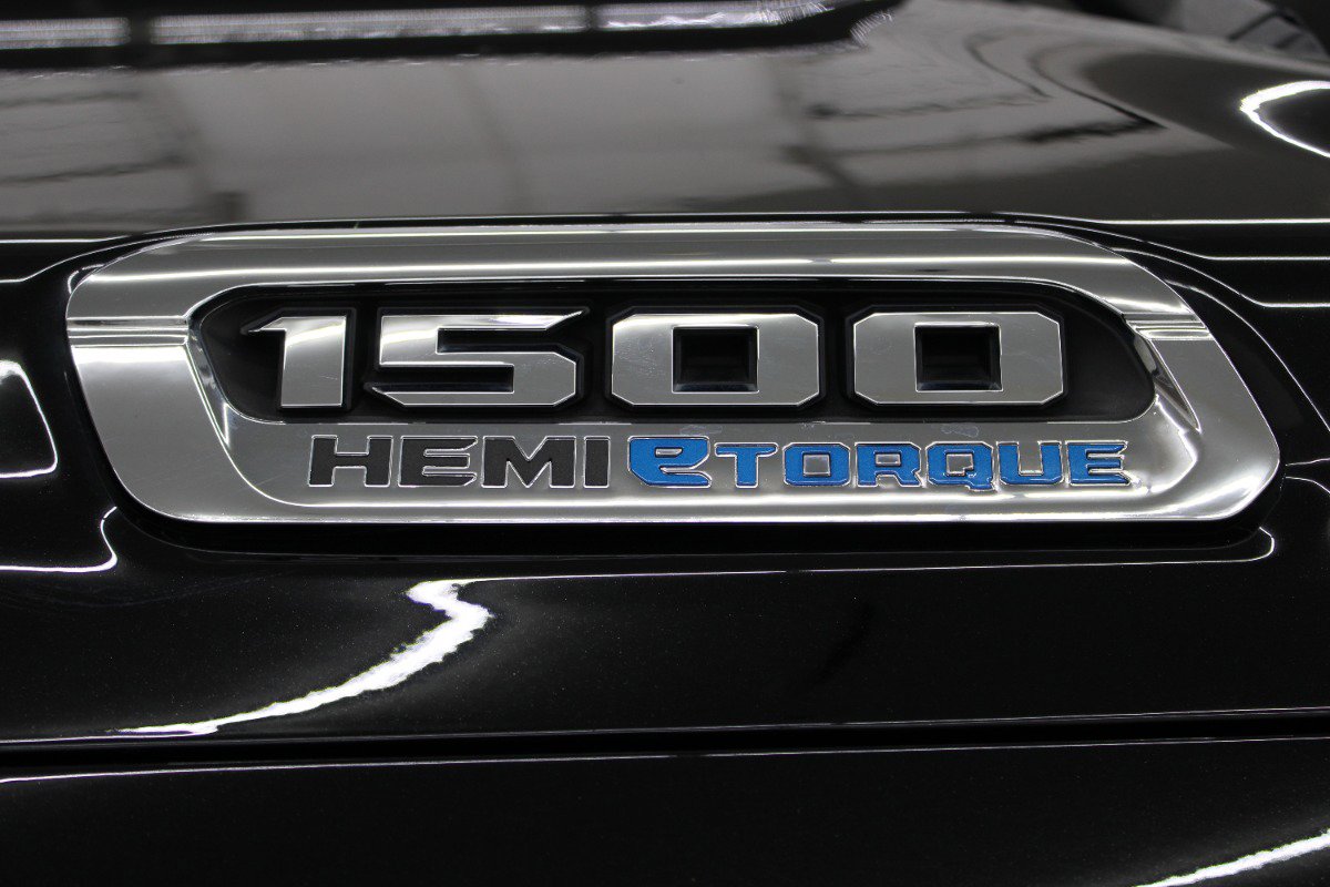 Used 2023 RAM 1500 Laramie image 39