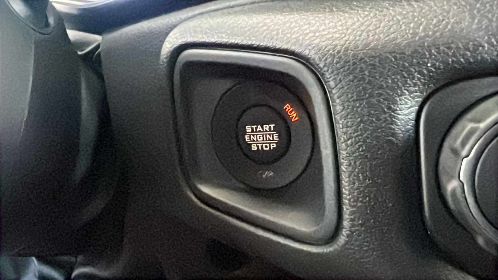 New 2025 Jeep Gladiator Willys image 26