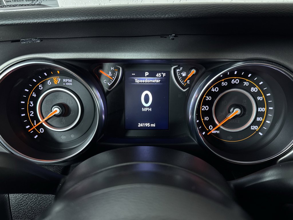 Used 2023 Jeep Gladiator Sport image 9