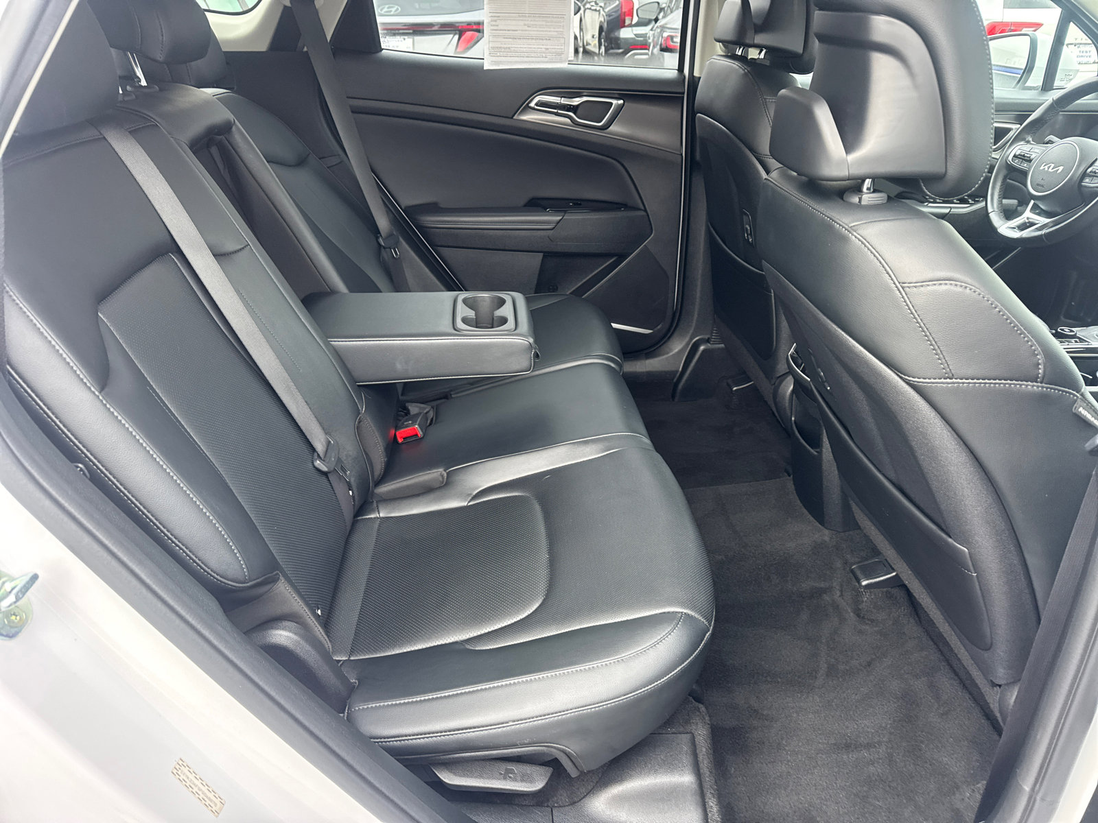 Used 2023 Kia Sportage EX image 15