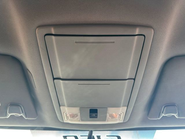 Used 2012 Ford F150 XLT w/ XLT Chrome Pkg image 21