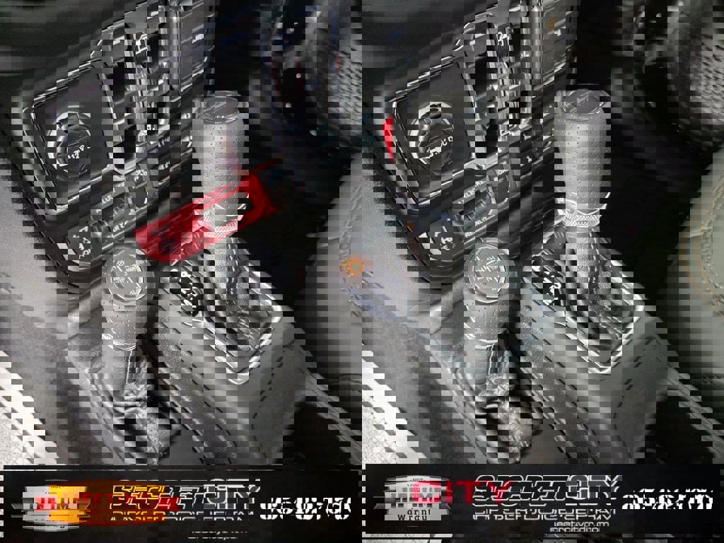 New 2025 Jeep Gladiator Mojave image 26