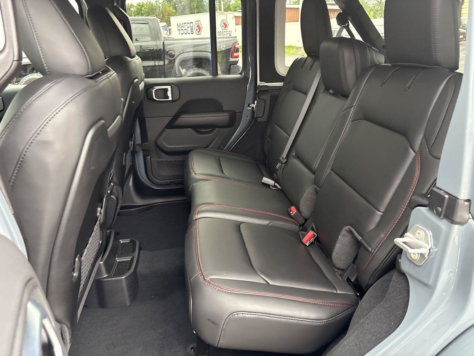 New 2026 Jeep Wrangler Unlimited Rubicon AWD/4WD image 10