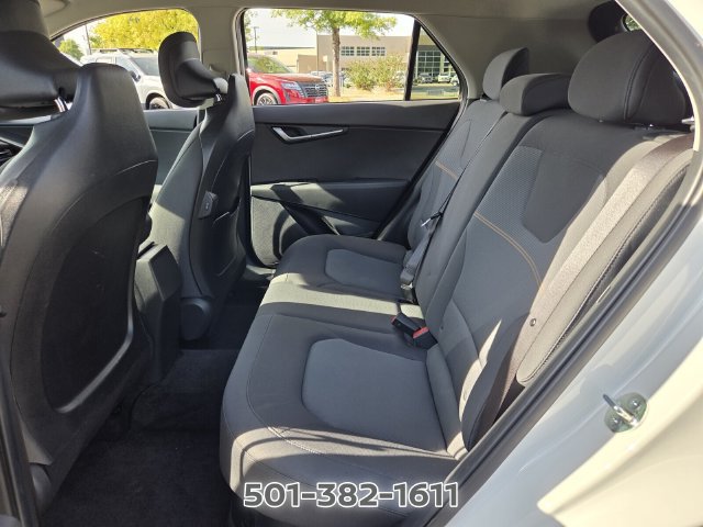 Used 2025 Kia Niro LX FWD image 11