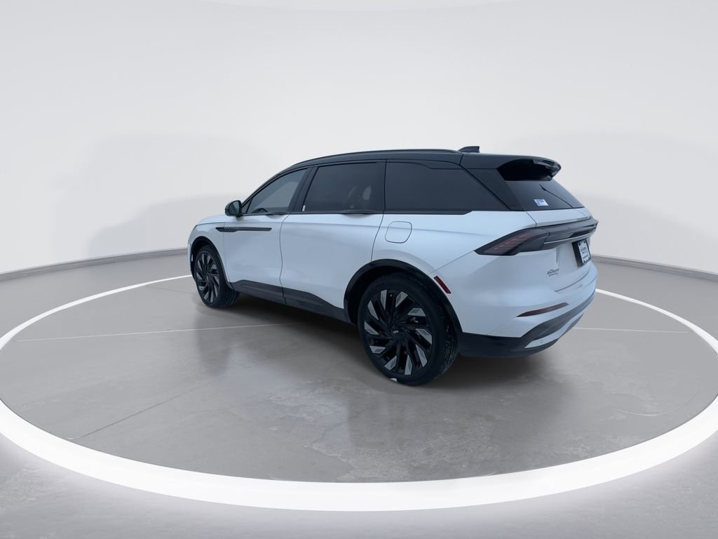 New 2026 Lincoln Nautilus Reserve image 6