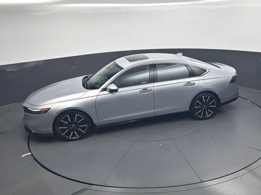 Used 2025 Honda Accord Touring image 24