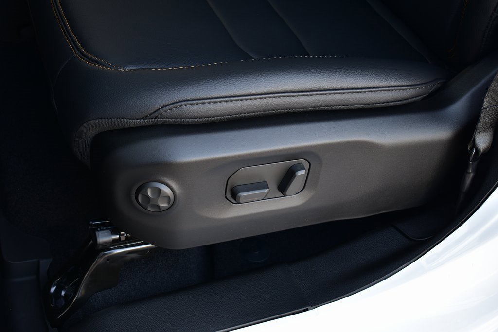 New 2025 Jeep Wrangler Sahara image 19