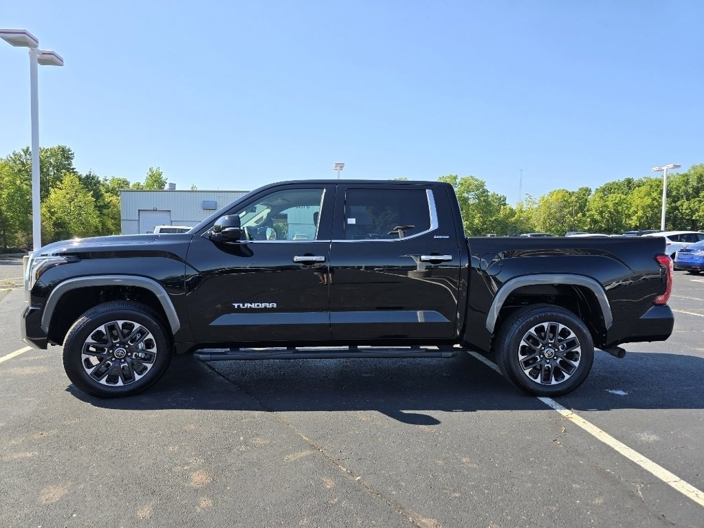 Used 2023 Toyota Tundra Limited image 14