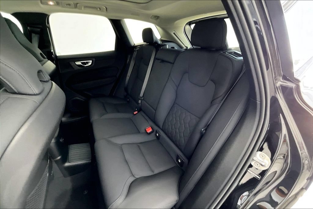 New 2026 Volvo XC60 T8 Core w/ Climate Package AWD/4WD image 22